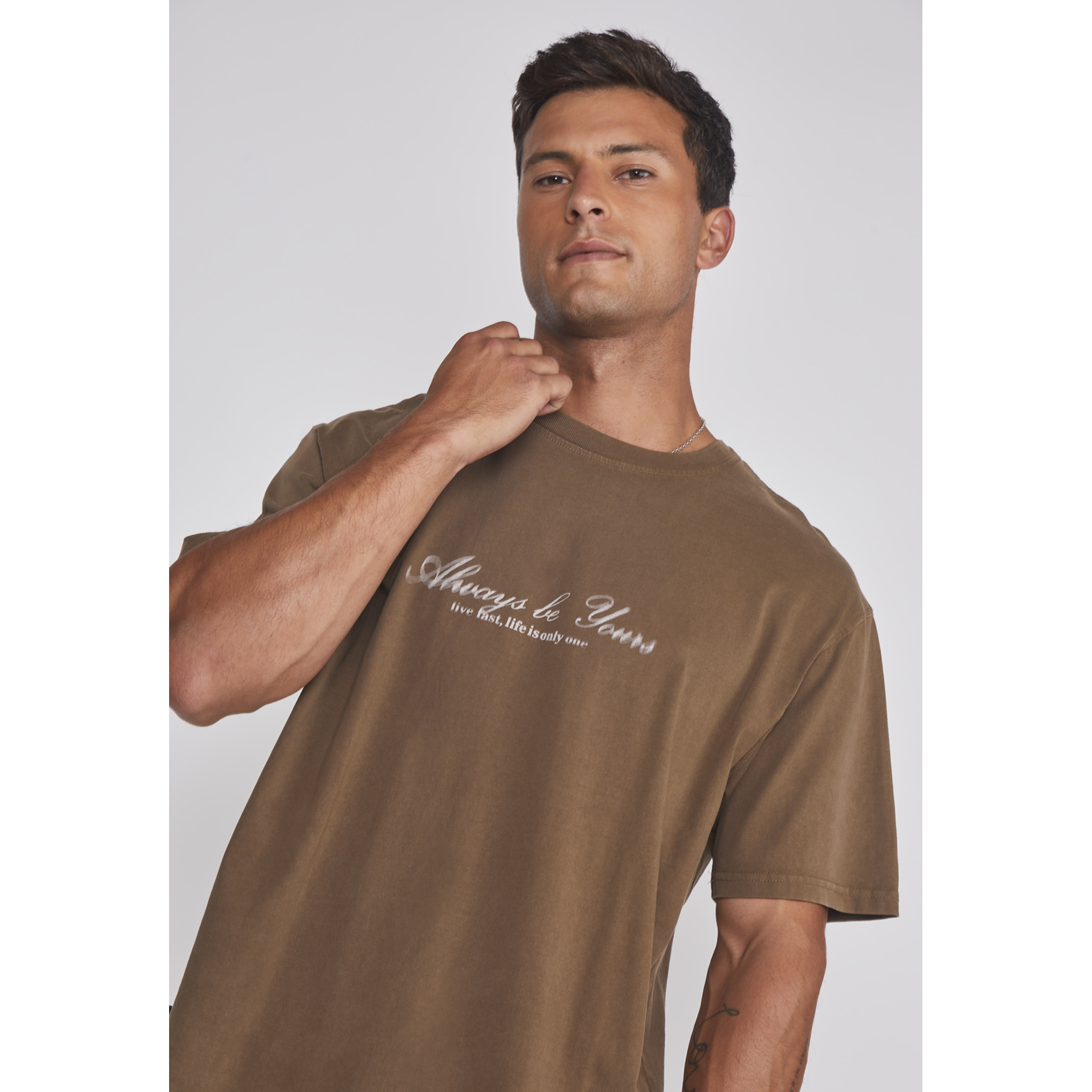 Polera Hombre Lavada Proceso Café Sioux 4