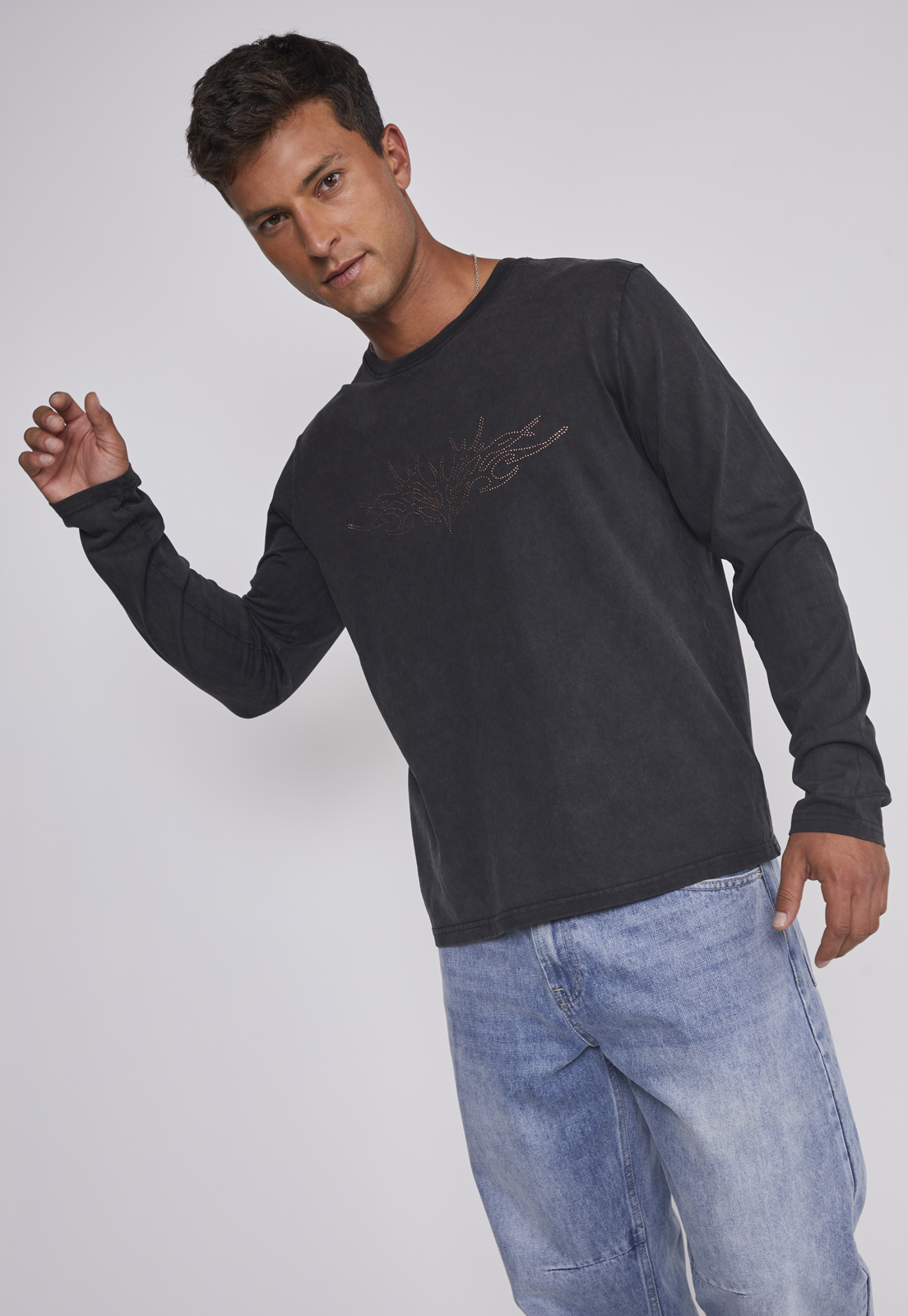 Polera Hombre Lavada Strass Negro Sioux 5