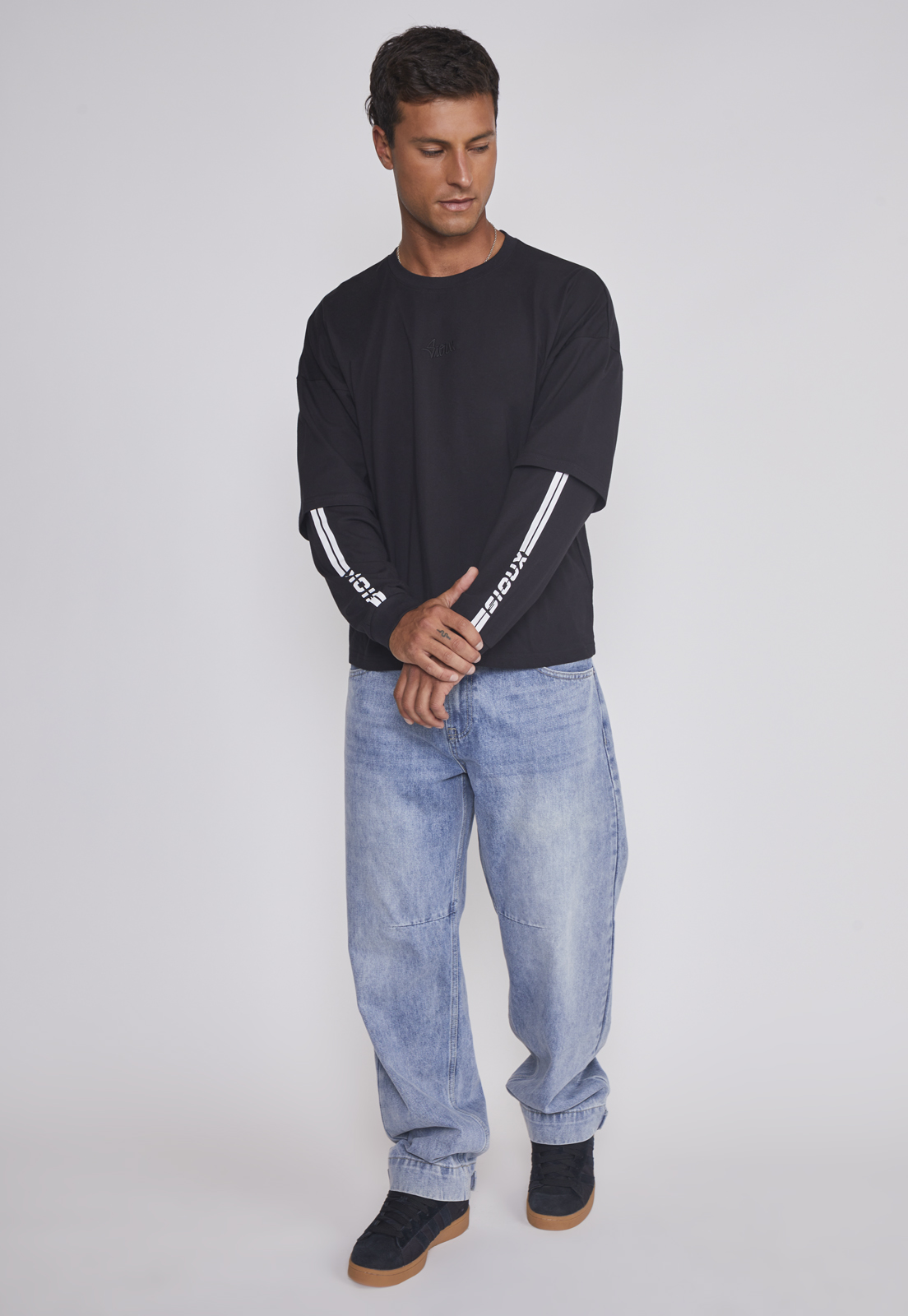 Polera Hombre Boxy Fit Negro Sioux 3