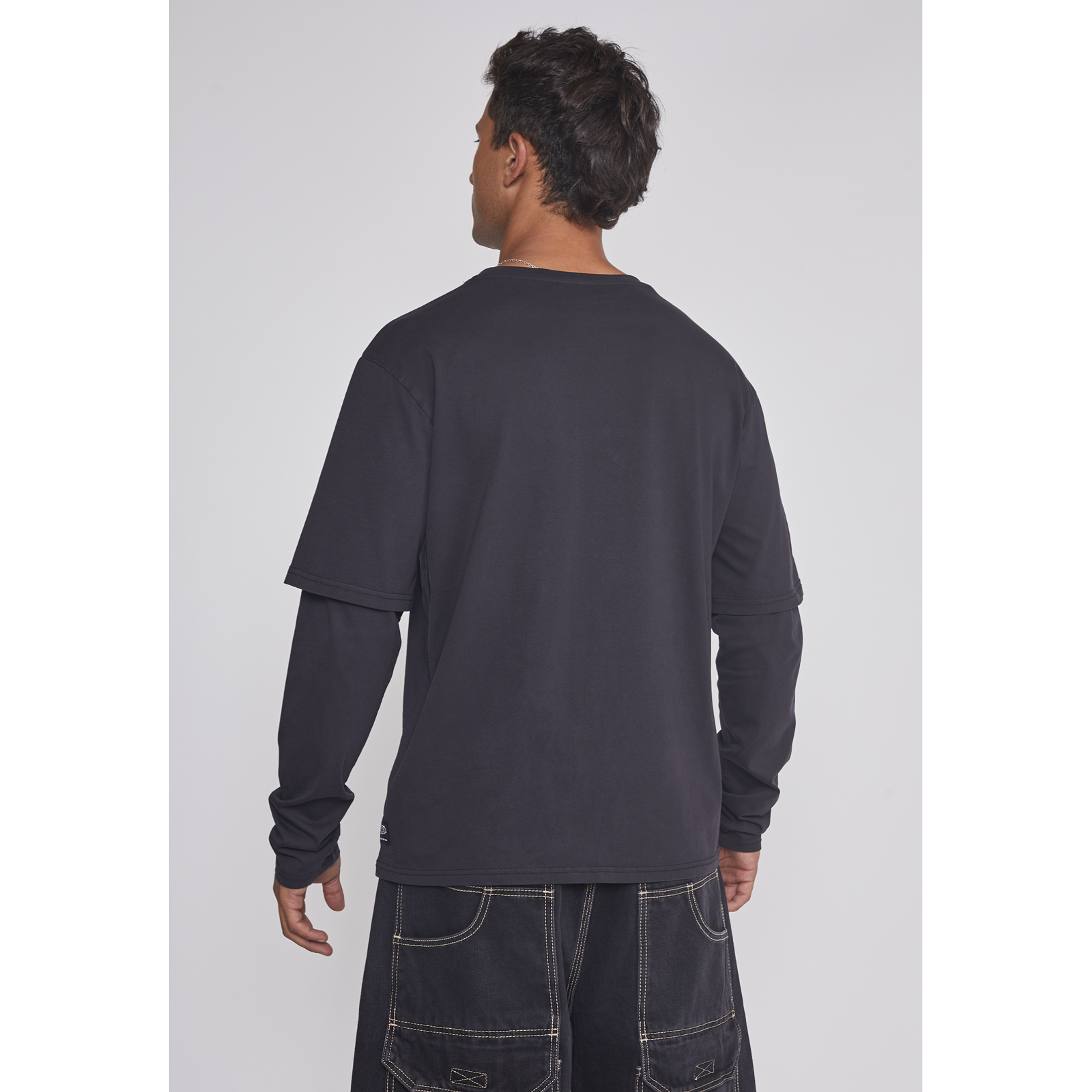 Polera Hombre Bordado Basic Negro Sioux 2
