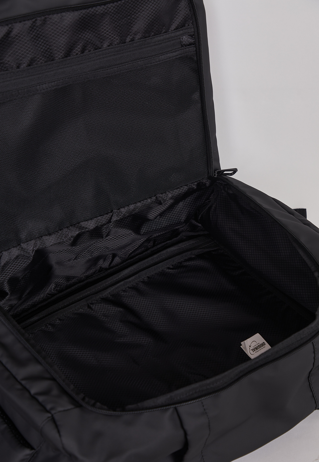 Mochila Travel Reversed Flexible Negro 32 Litros Sioux 4