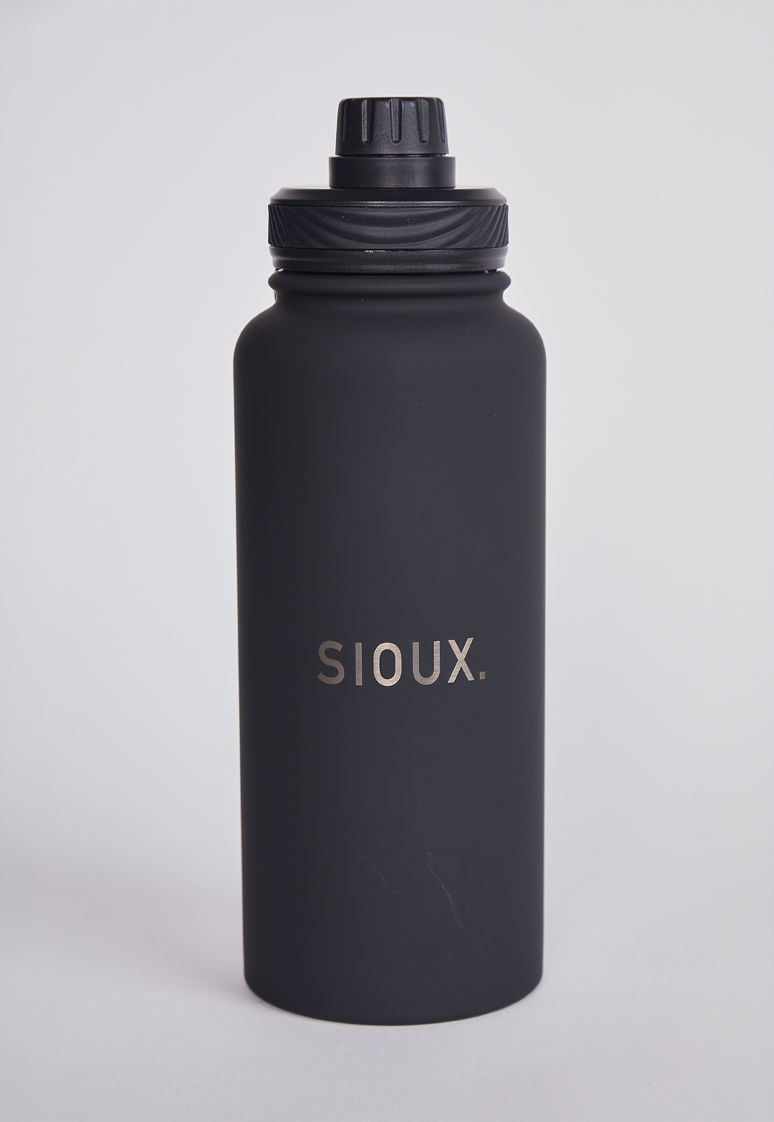 Botella Porta Celular Negro 910ML 1