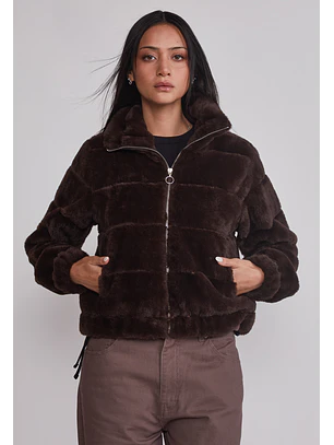 Polar Mujer Cuello Alto Café Sioux