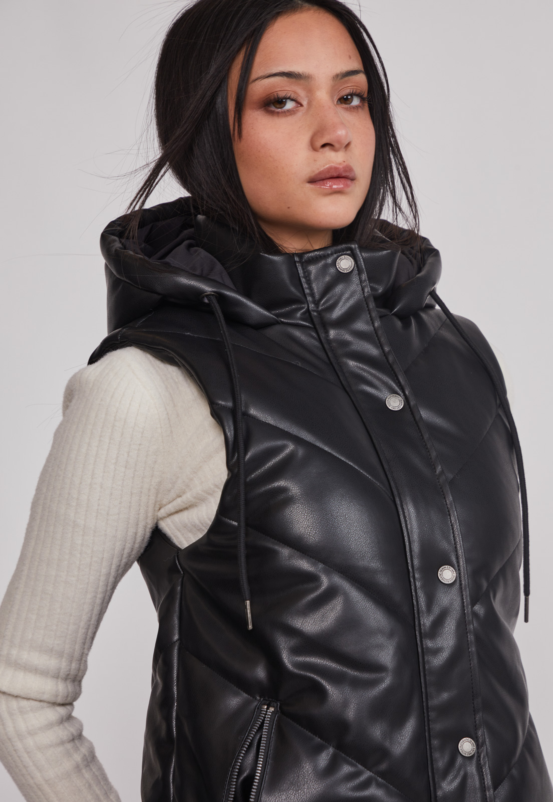 Parka Mujer Ecocuero Larga Negro Sioux 5