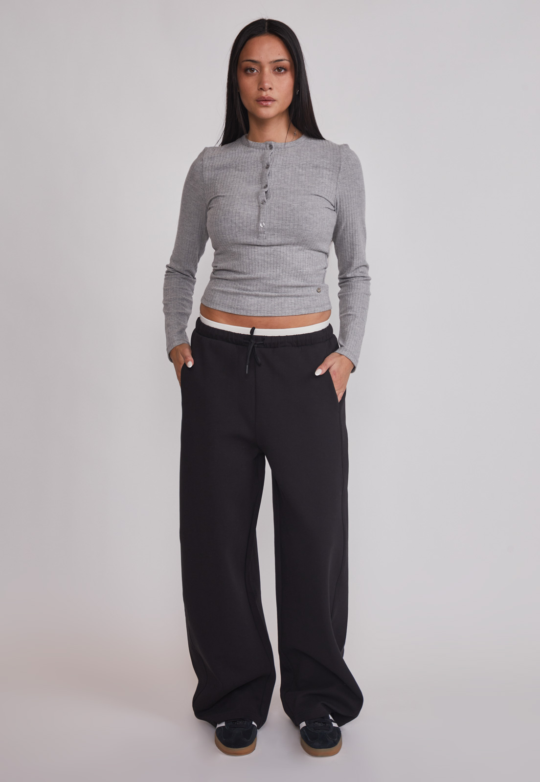 Polera Mujer Soft Botones Gris Sioux 2