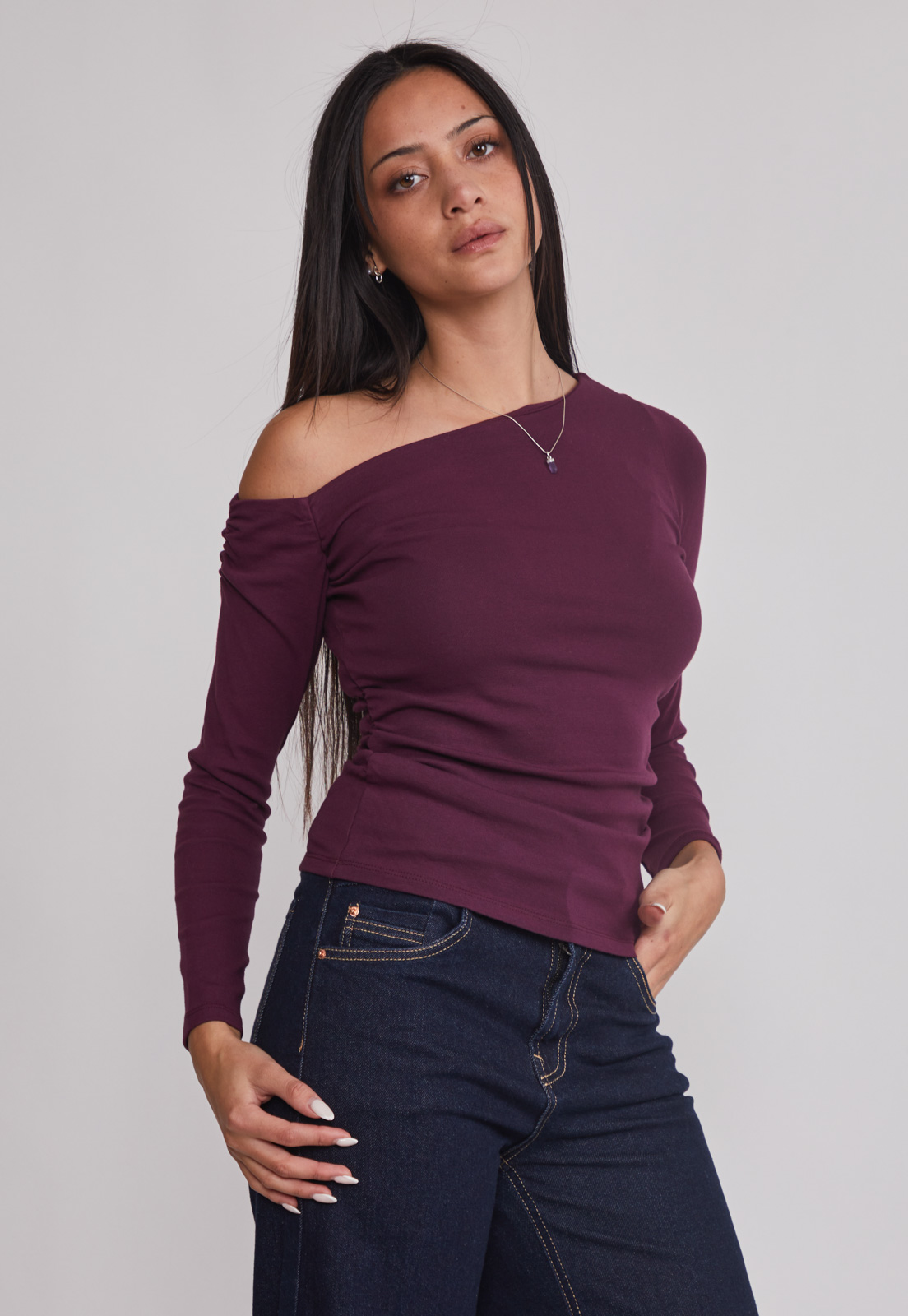 Polera Mujer Hombro Caido Lila Sioux 1