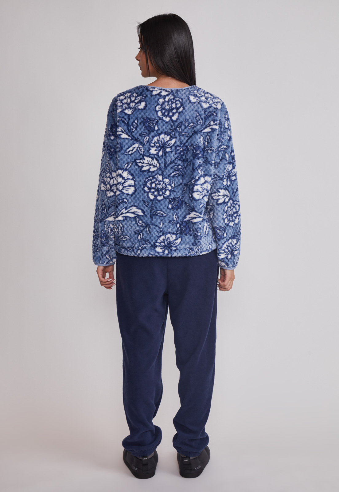 Pijama Peludo Mujer Azul Sioux 3