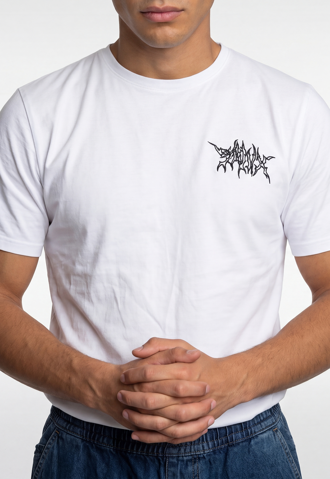 Polera Hombre Frase Bordado Blanco 3