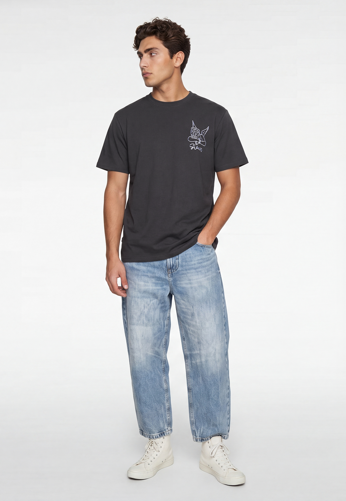 Polera Hombre Frase Bordado Gris 1