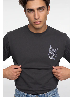 Polera Hombre Frase Bordado Gris