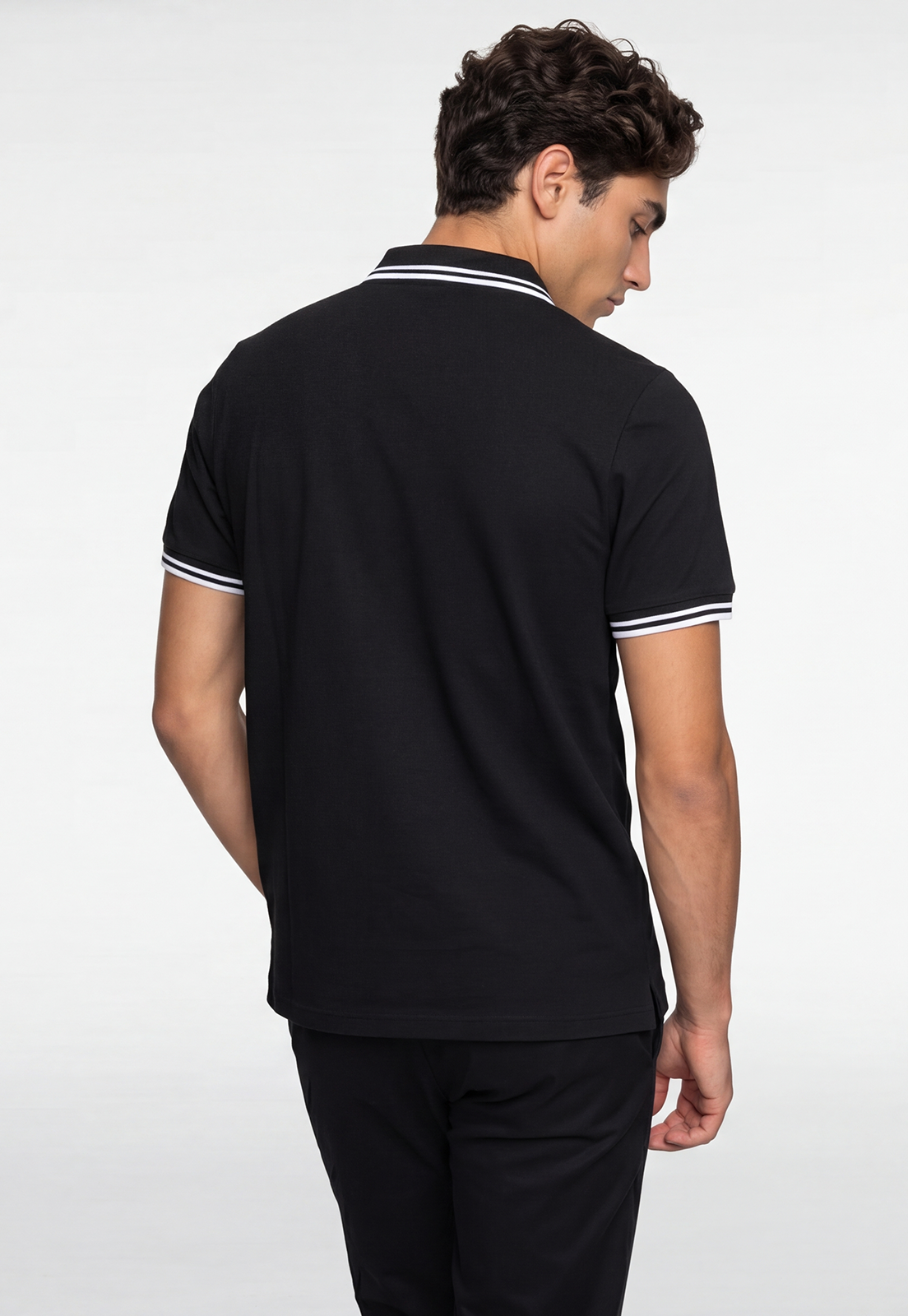 Polera Hombre Piqué Negro 4