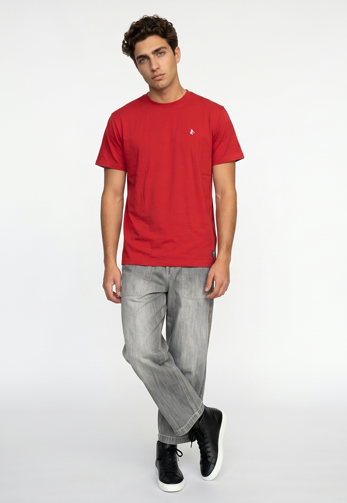 Polera Hombre Bordado Rojo 2
