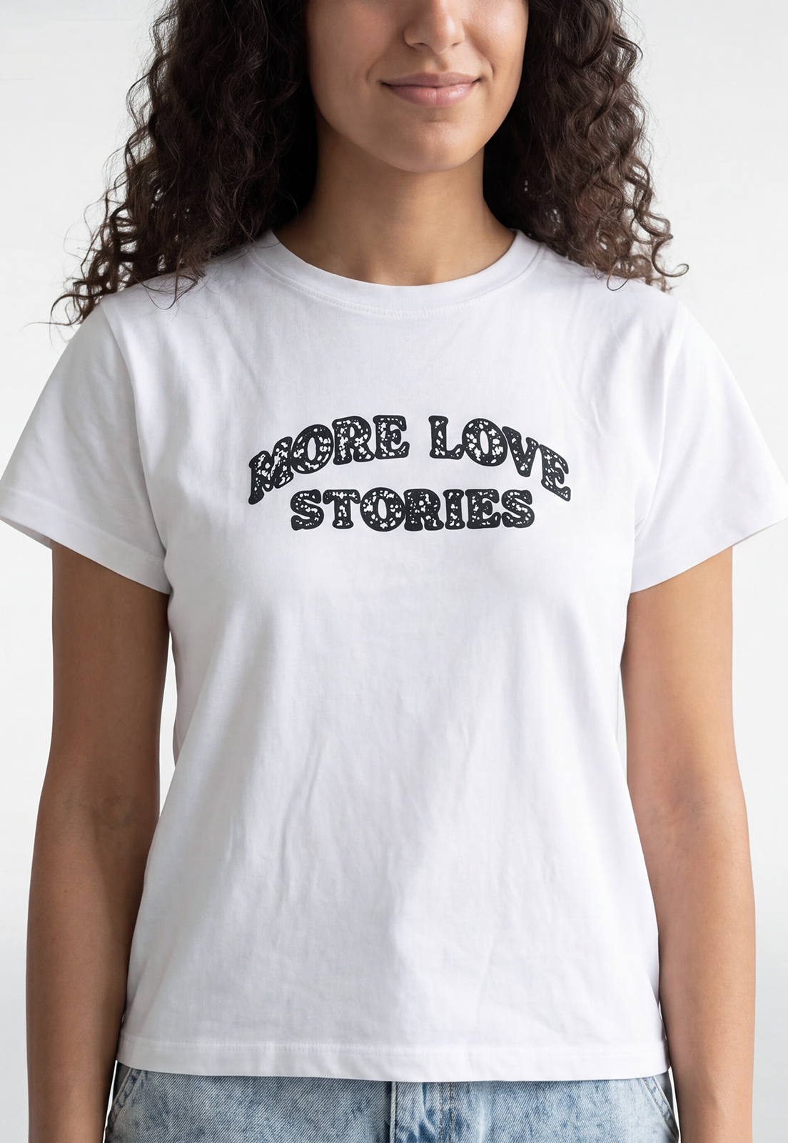 Polera Mujer Texto Bordado Y Flock Blanco 2