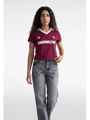 Polera Mujer Con Cuello Burdeo