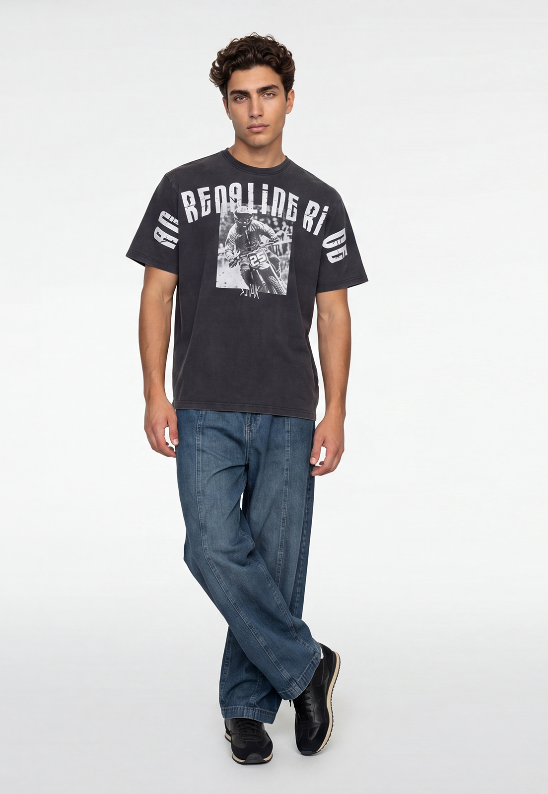 Polera Hombre Print Graffiti Foto Negro 2