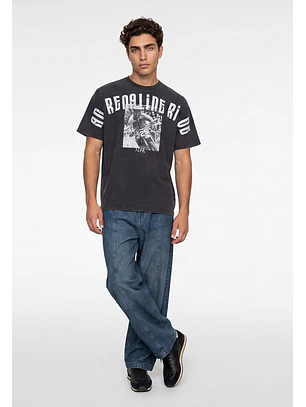 Polera Hombre Print Graffiti Foto Negro