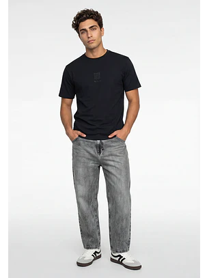 Polera Hombre Wild Mind Negro