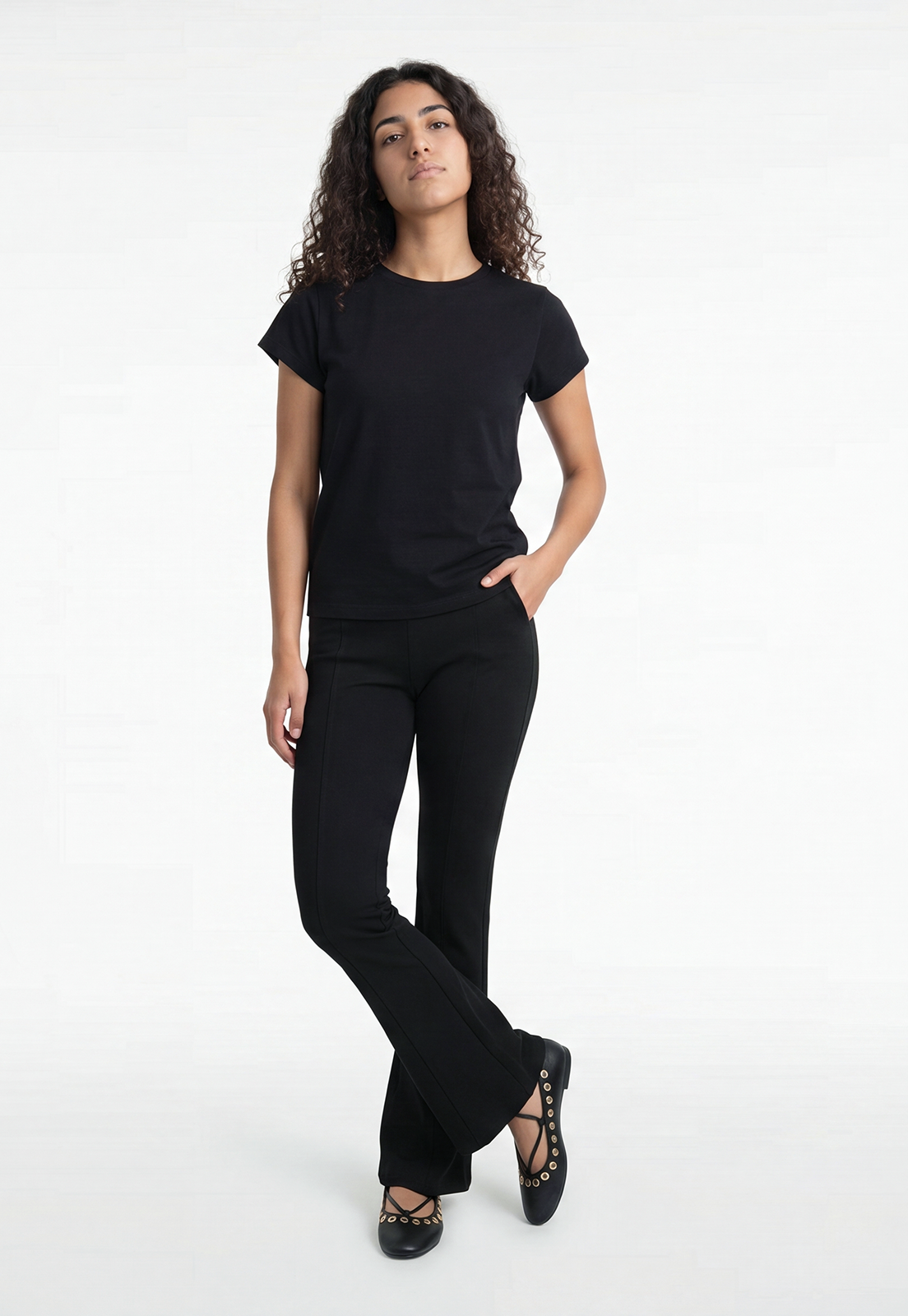 Polera Mujer Basic Cuello Redondo Negro 2