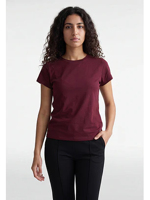 Polera Mujer Basic Cuello Redondo Uva