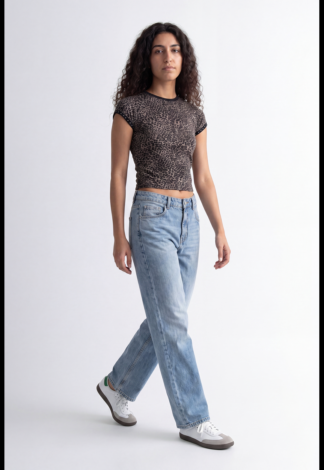 Polera Mujer Leopardo Tachas Beige 4