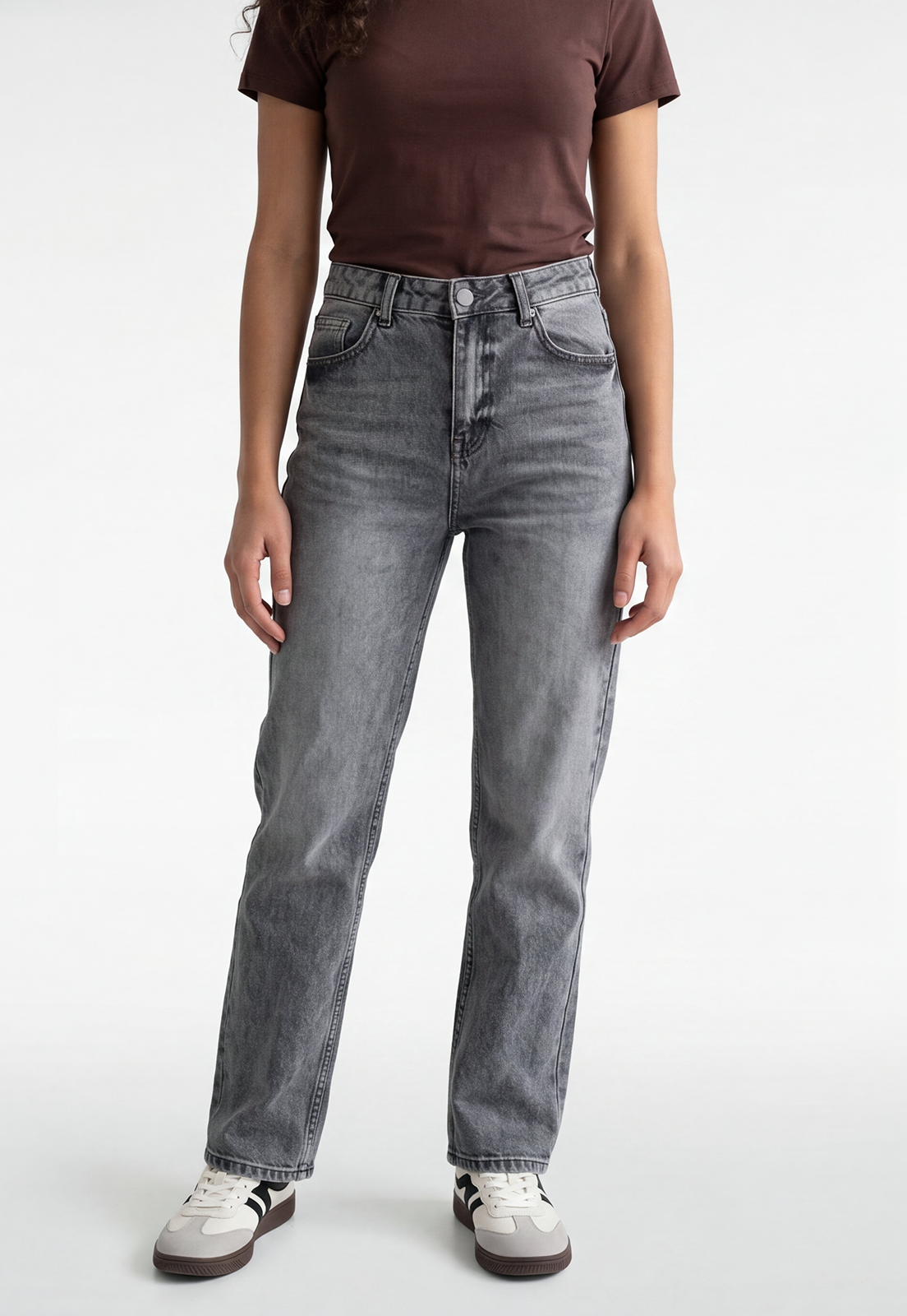 Jeans Mujer Recto Tiro Medio Gris 2