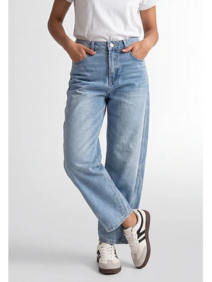 Jeans Mujer Barrel Tiro Medio Celeste