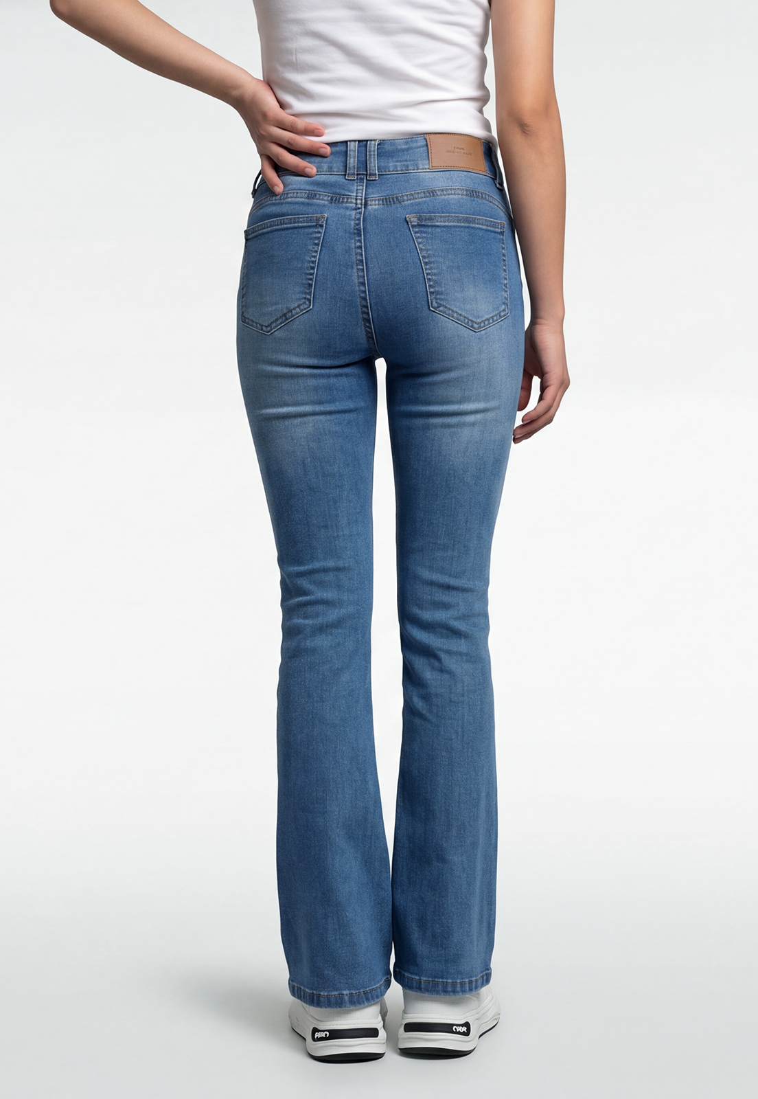 Jeans Mujer Flare Doble Botón Azul 3