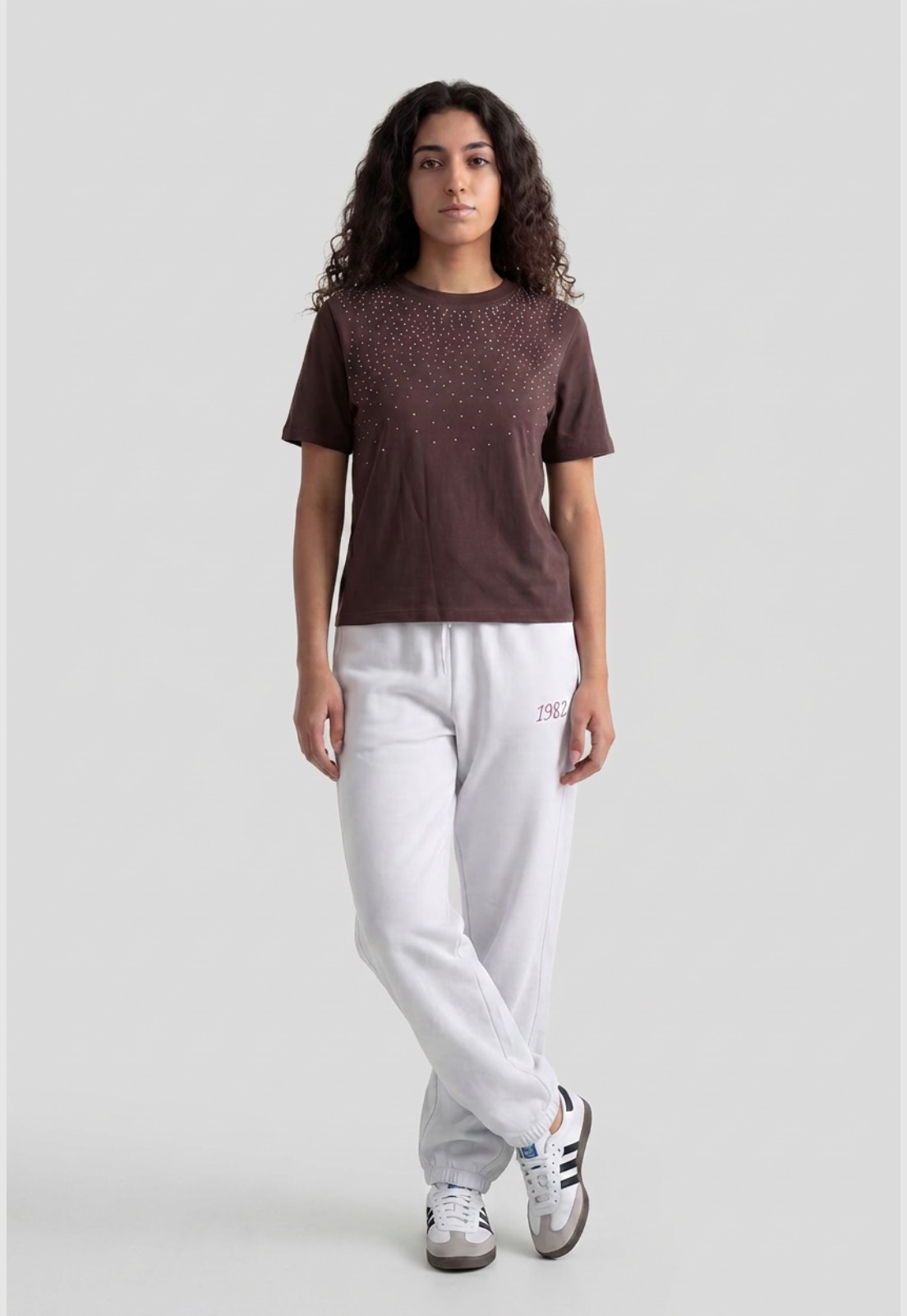 Pantalón Buzo Mujer Balloon Varsity Gris 1