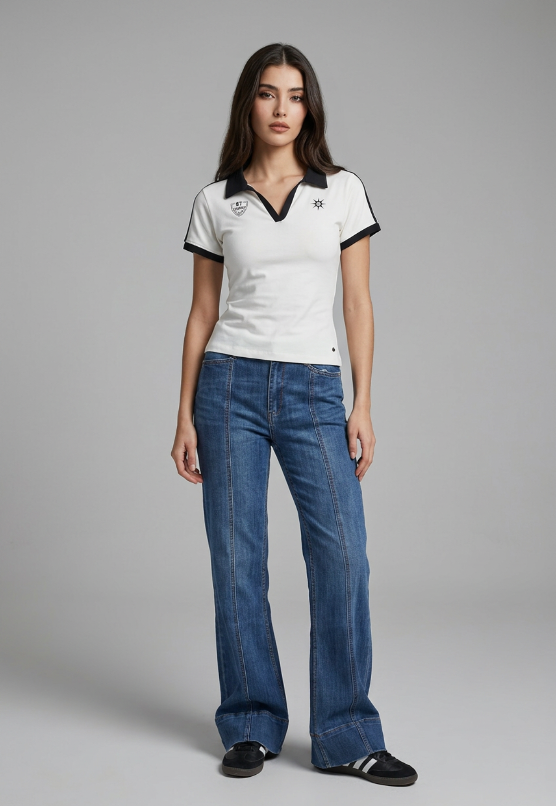 Polera Mujer Varsity Cuello Blanco 3