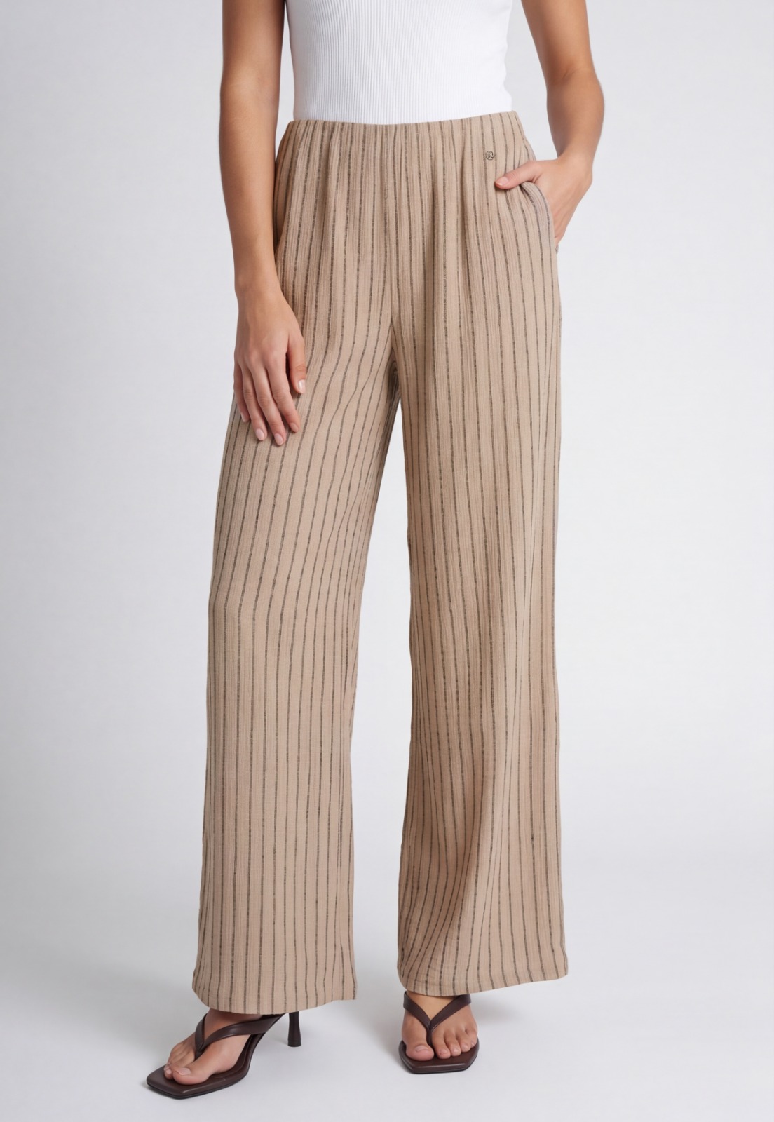 Pantalón Mujer Corrugado Wide Leg Listado Crudo 1
