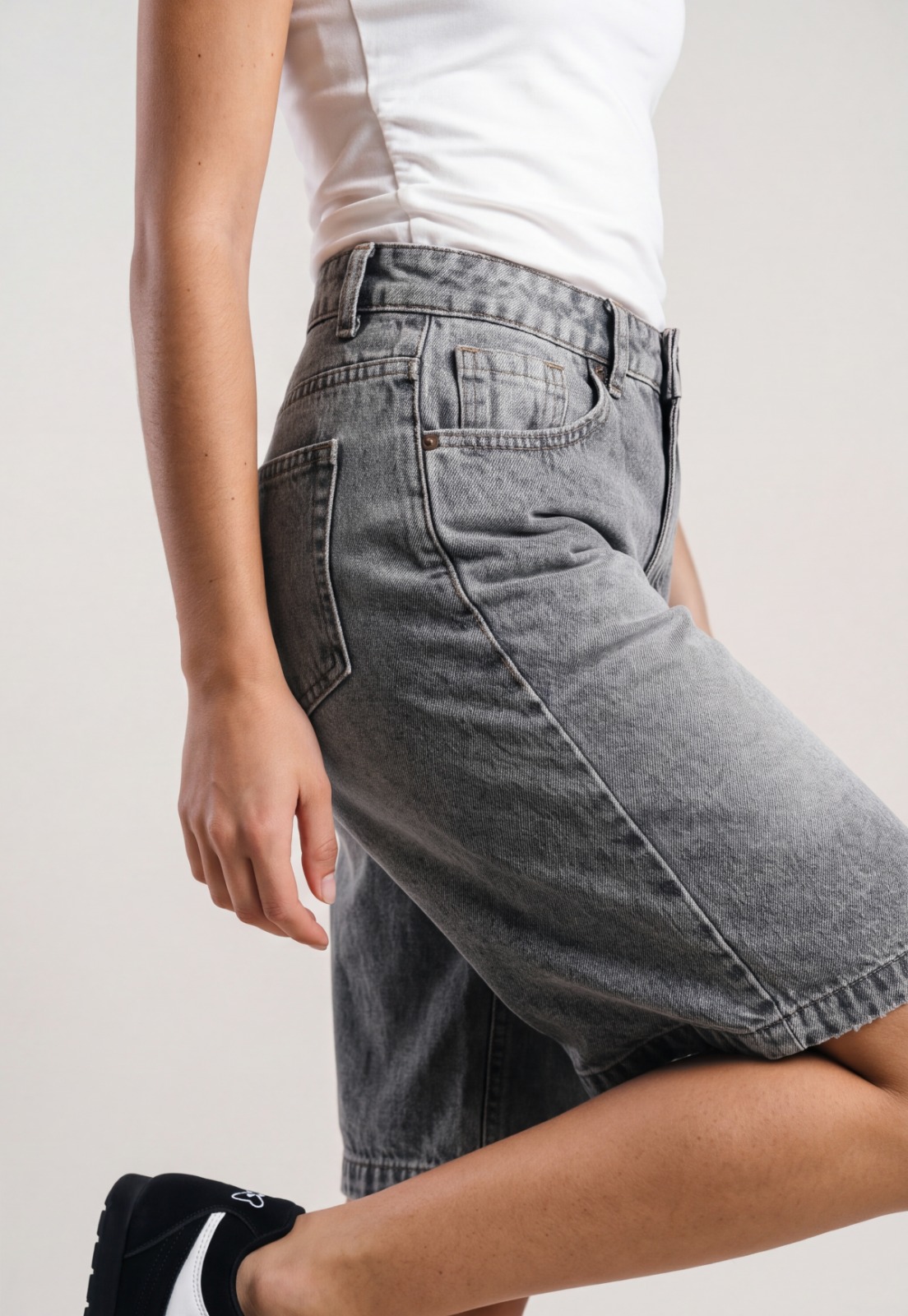 Short Mujer Denim Baggy Gris 3