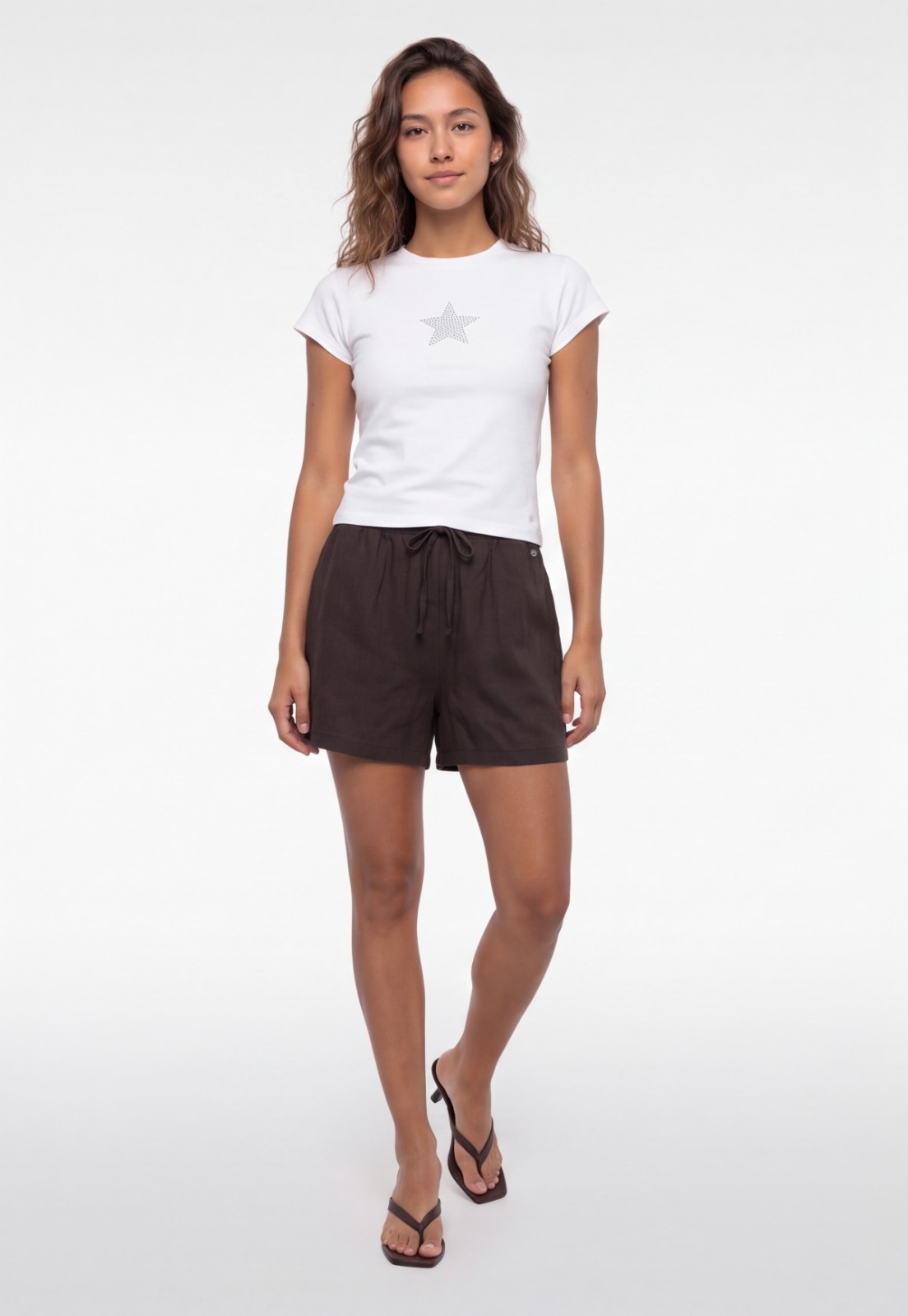 Short Mujer Lino Basic Café 4