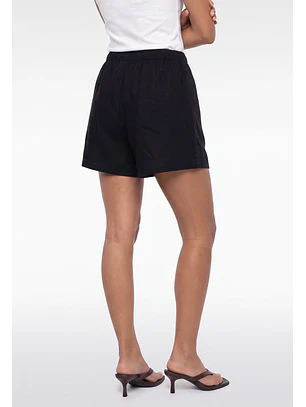 Short Mujer Lino Basic Negro