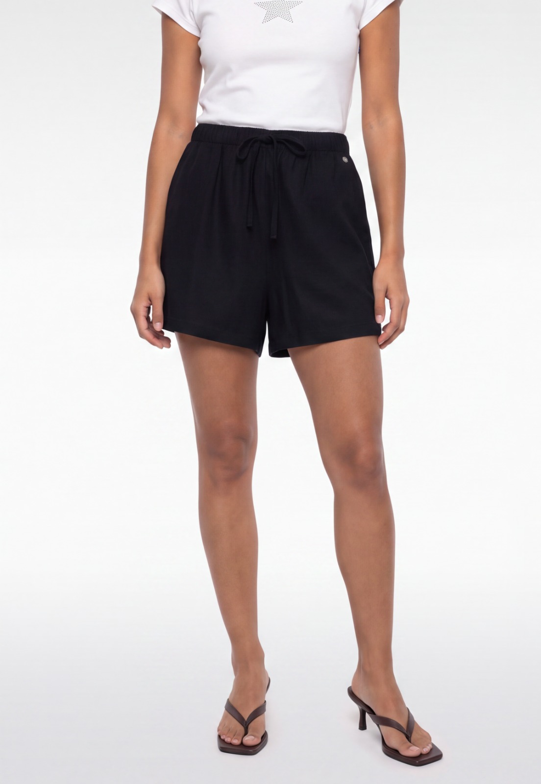 Short Mujer Lino Basic Negro 1