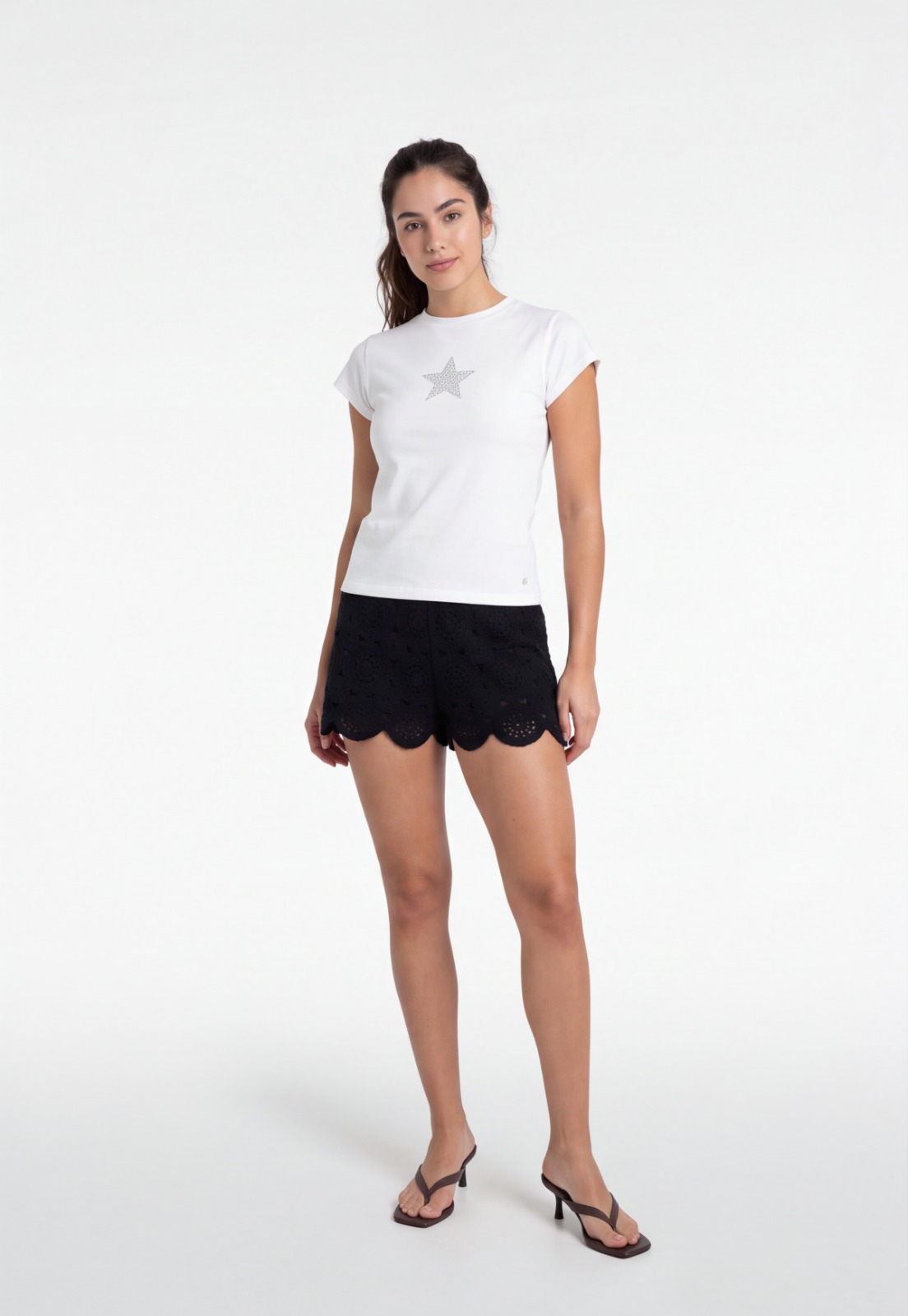 Short Mujer Tejido Macramé Negro 4