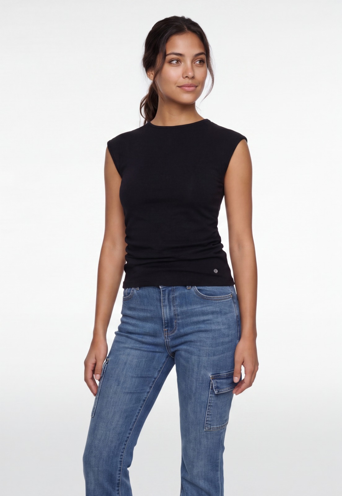 Polera Mujer Básica Drapeada Negro 1
