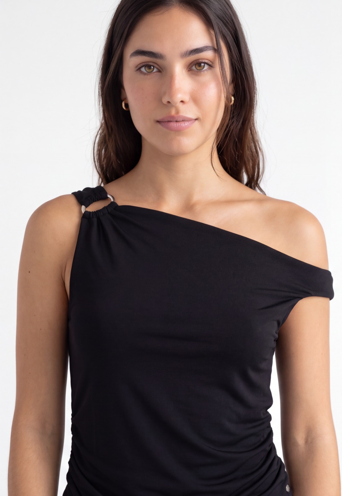 Peto Mujer Asimétrico Hebilla Metálica Negro 3