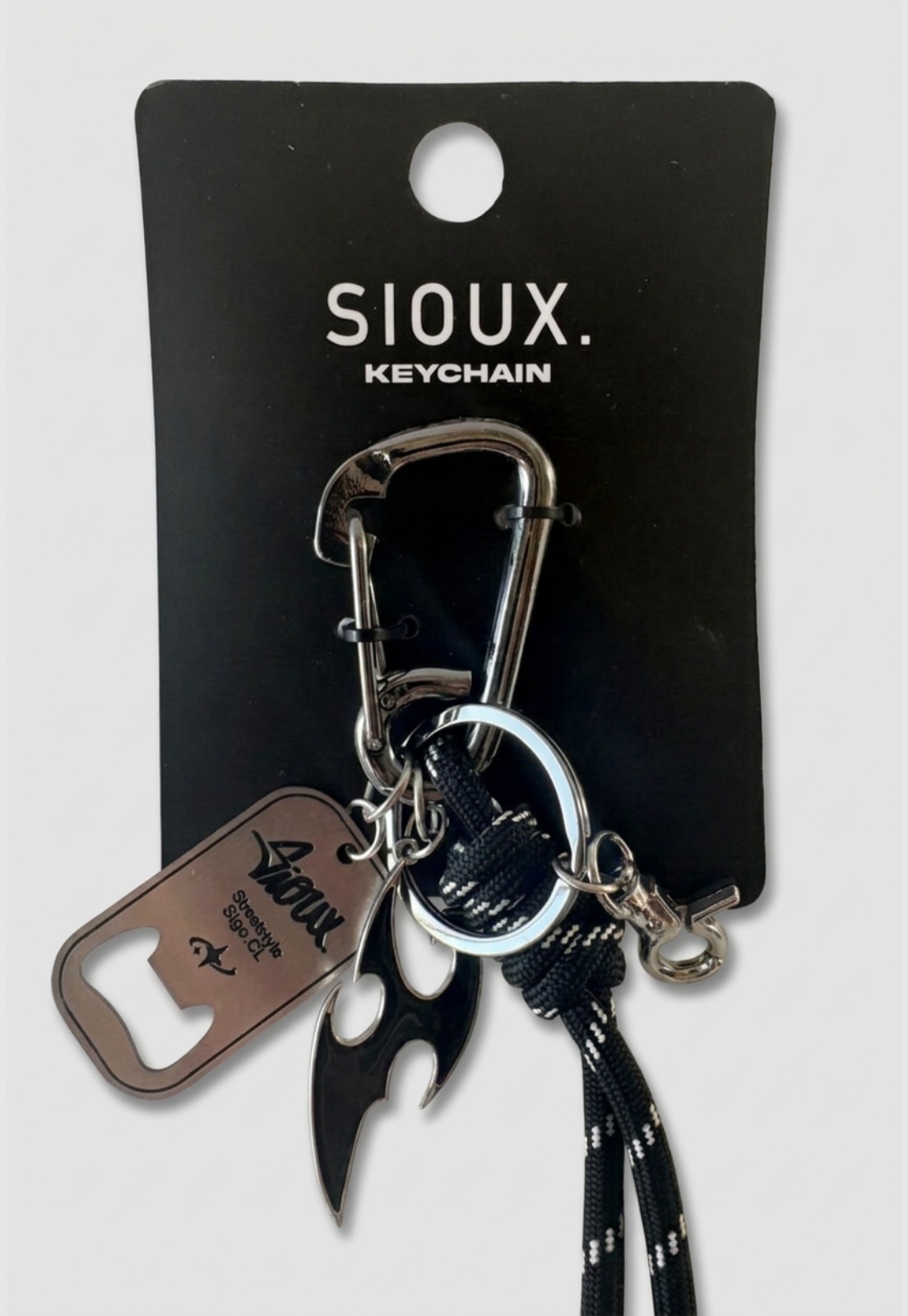 Llavero Abrebotellas Negro Sioux 2