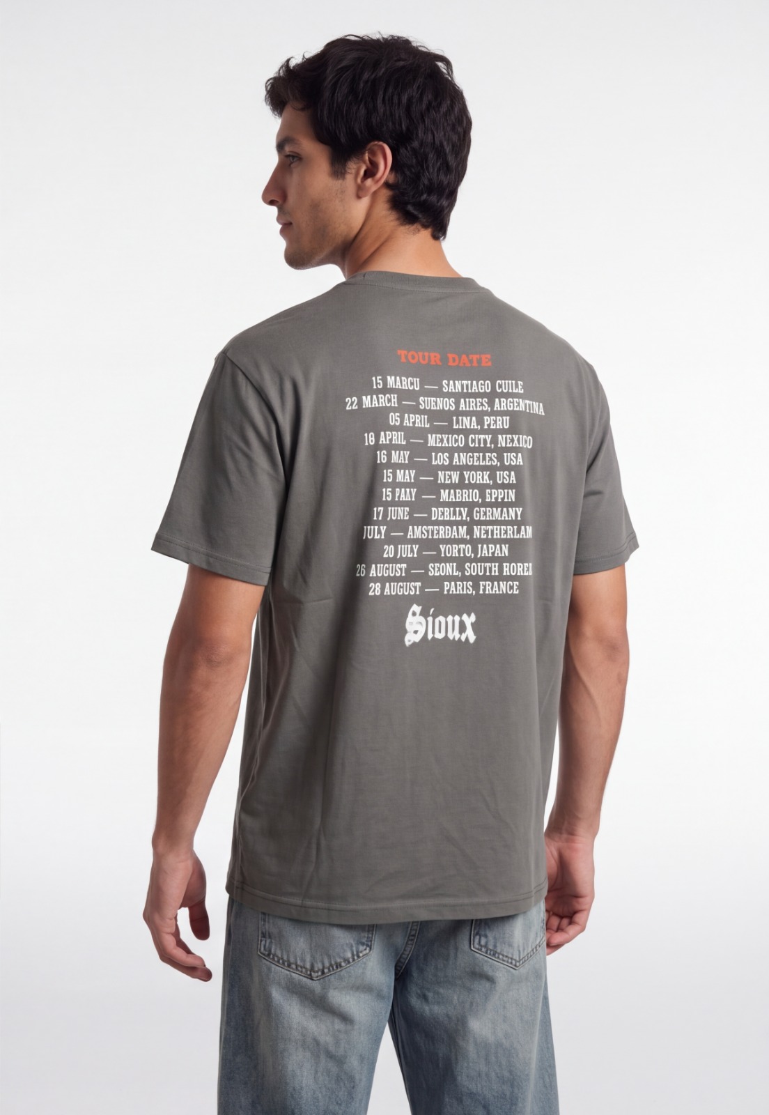 Polera Hombre Relaxed Letras Góticas Gris 1