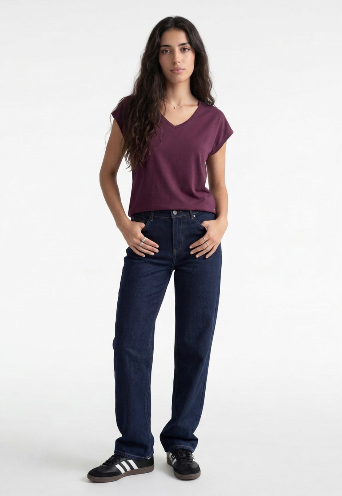 Polera Mujer Cuello V Soft Burdeo 2