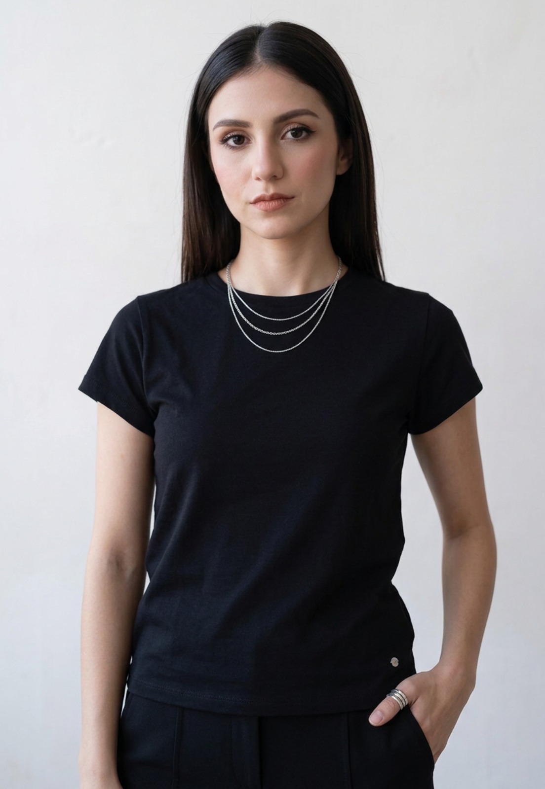 Polera Mujer Basic Cuello Redondo Negro 3
