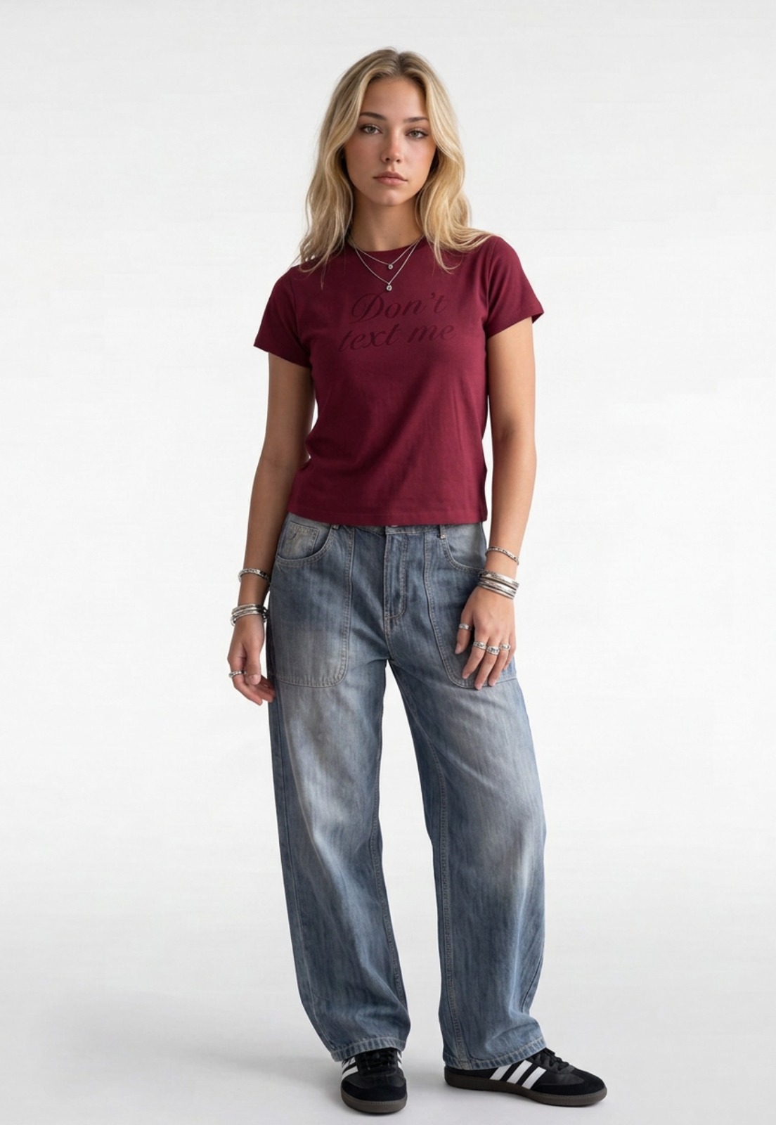 Polera Mujer Texto Bordado Y Flock Burdeo 1