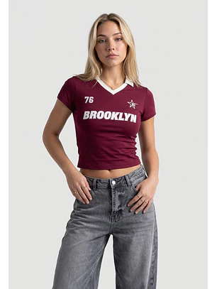 Polera Mujer Con Cuello Burdeo