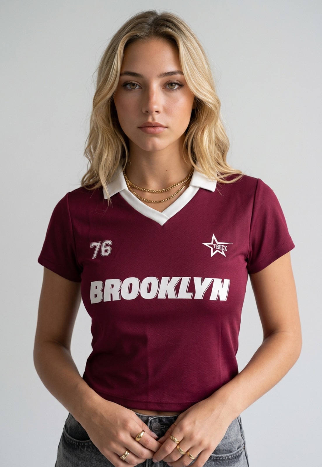 Polera Mujer Con Cuello Burdeo 3