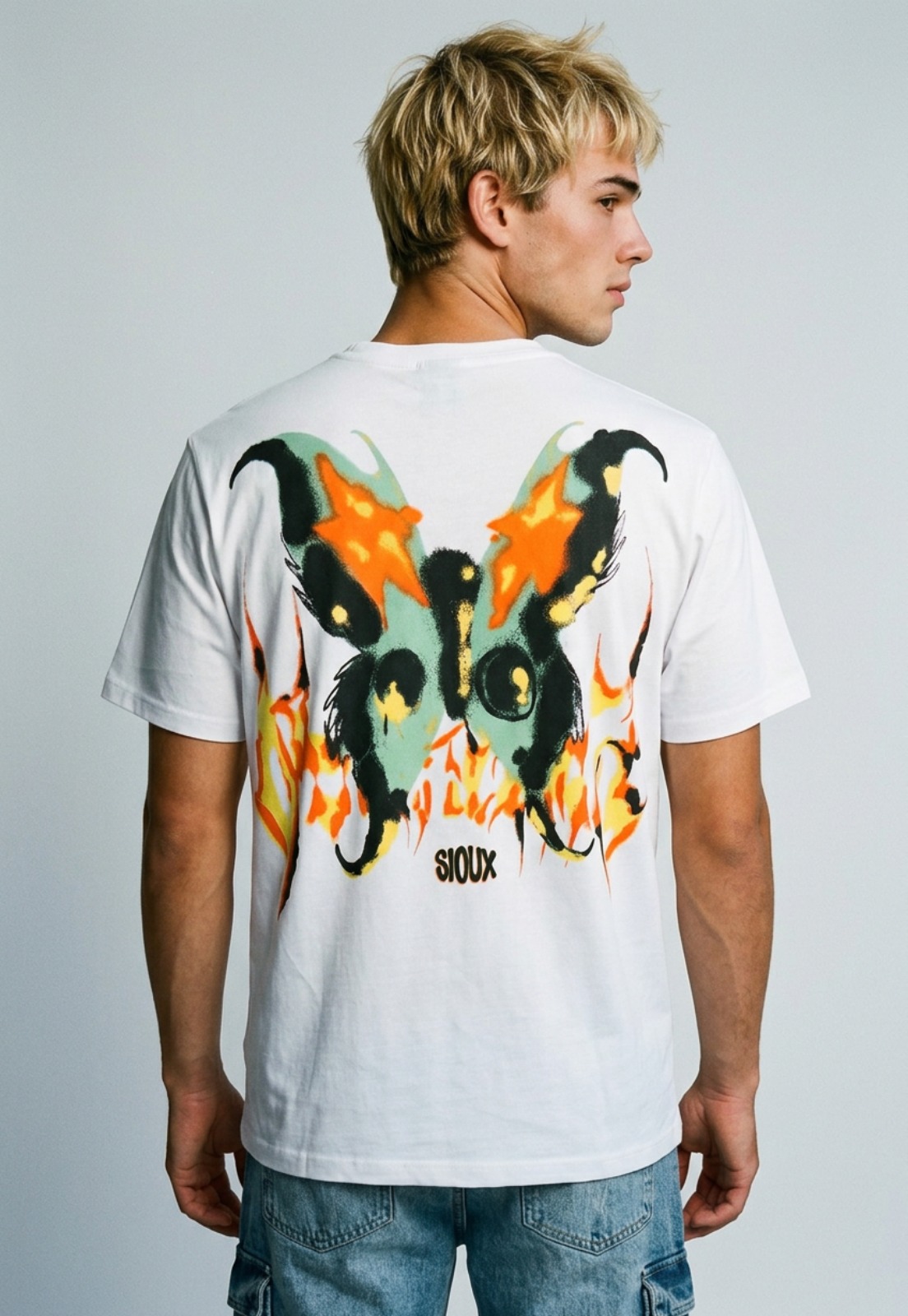 Polera Hombre Print Mariposa Espalda Blanco 1