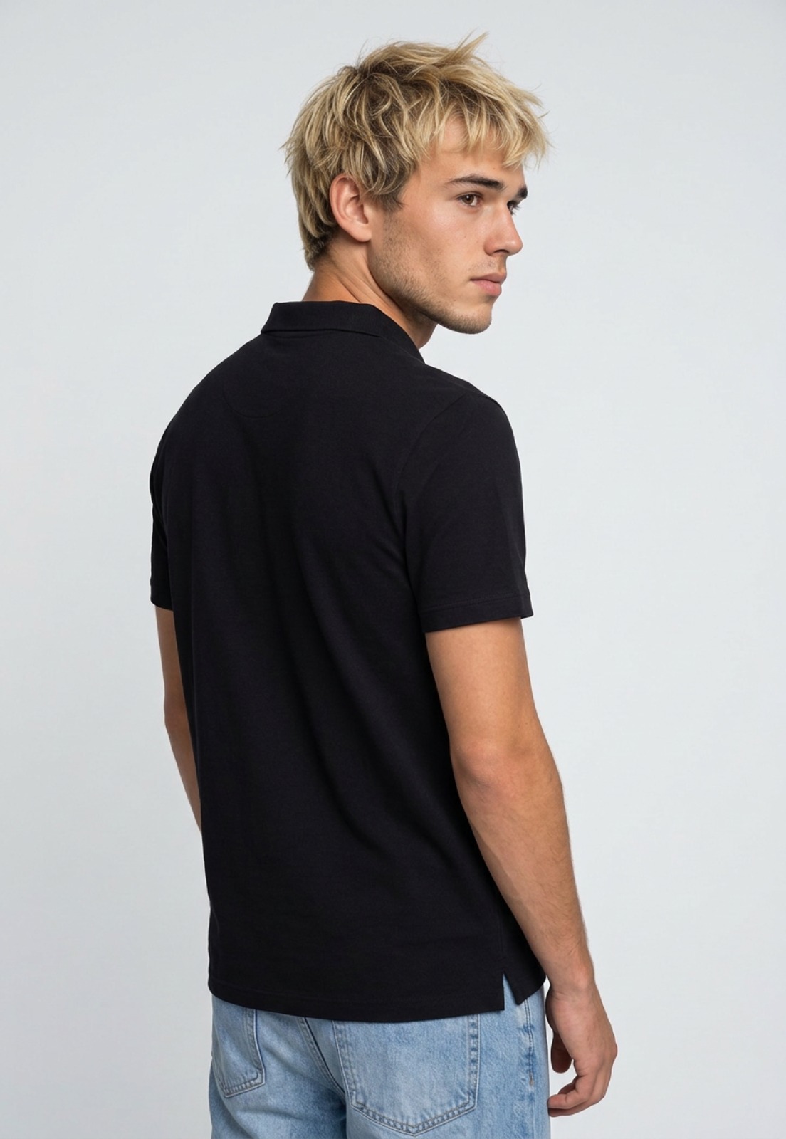 Polera Hombre Piqué Cuello V Negro 2