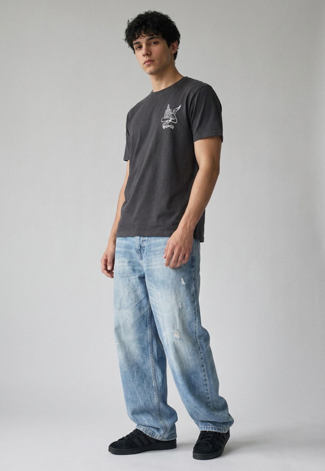 Polera Hombre Frase Bordado Gris 2