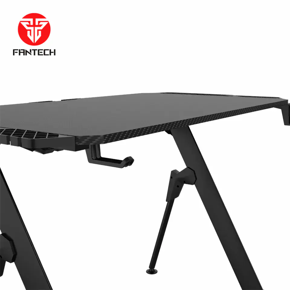 Escritorio Gamer Fantech Beta Desktop GD711 RGB Black Edition 4