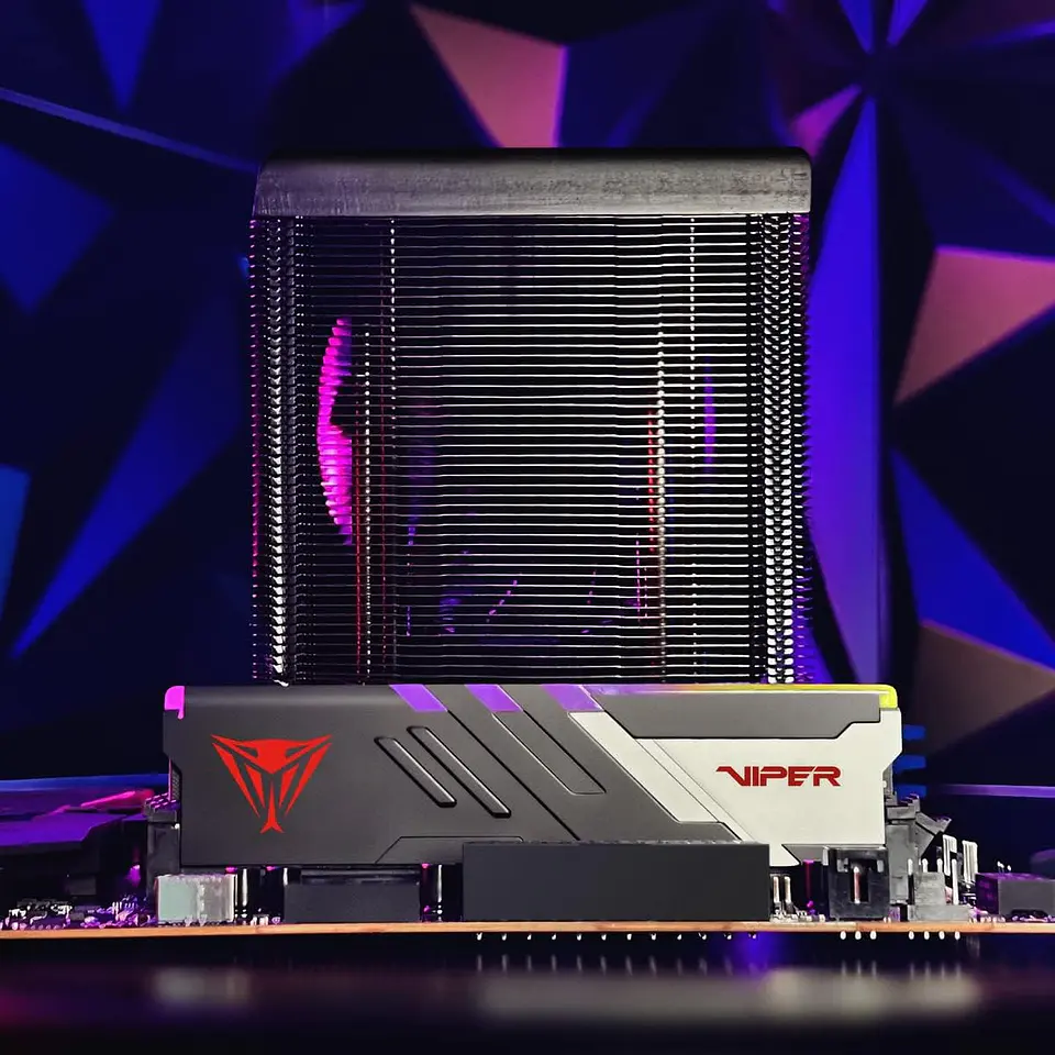 Kit Ram Patriot Viper Venom RGB DDR5 64GB (2x32GB) 5600MHz 5