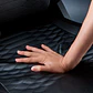 Silla Gamer Razer Iskur V2 Black, soporte Lumbar, Brazos 4D - Miniatura 3